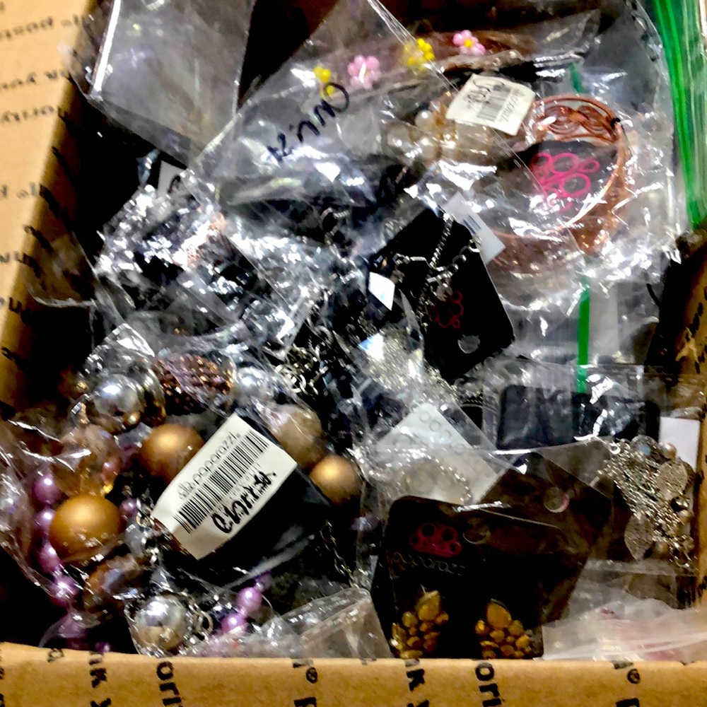 Paparazzi jewelry 50 pieces ❤️